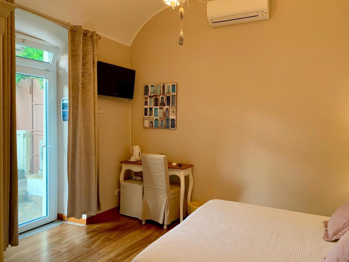 Cernaia Room La Spezia Buitenkant foto